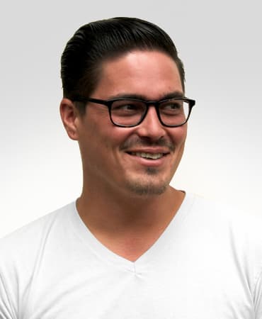 Freelance Full Stack Web Developer - Forging web experiences, leveraging cutting edge technologies, exceptional design, instinctive user journeys, and peak performance.